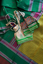 Load image into Gallery viewer, Ivory &amp; Green Kanjivaram Silk blouse Size 34
