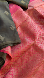 Load image into Gallery viewer, Borderless Kanjivaram Silk
