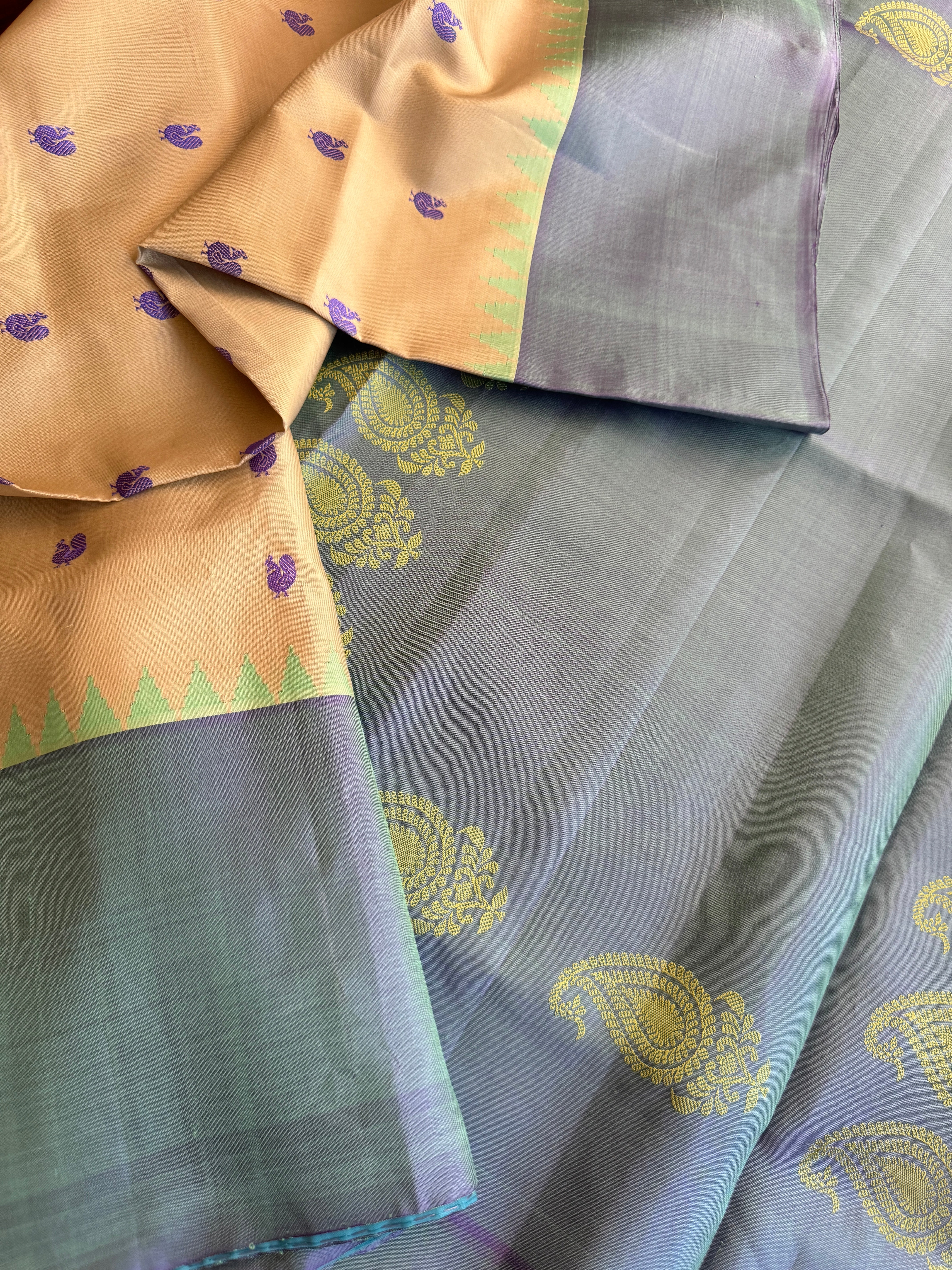 No Zari Kuttu Gadwal Silk