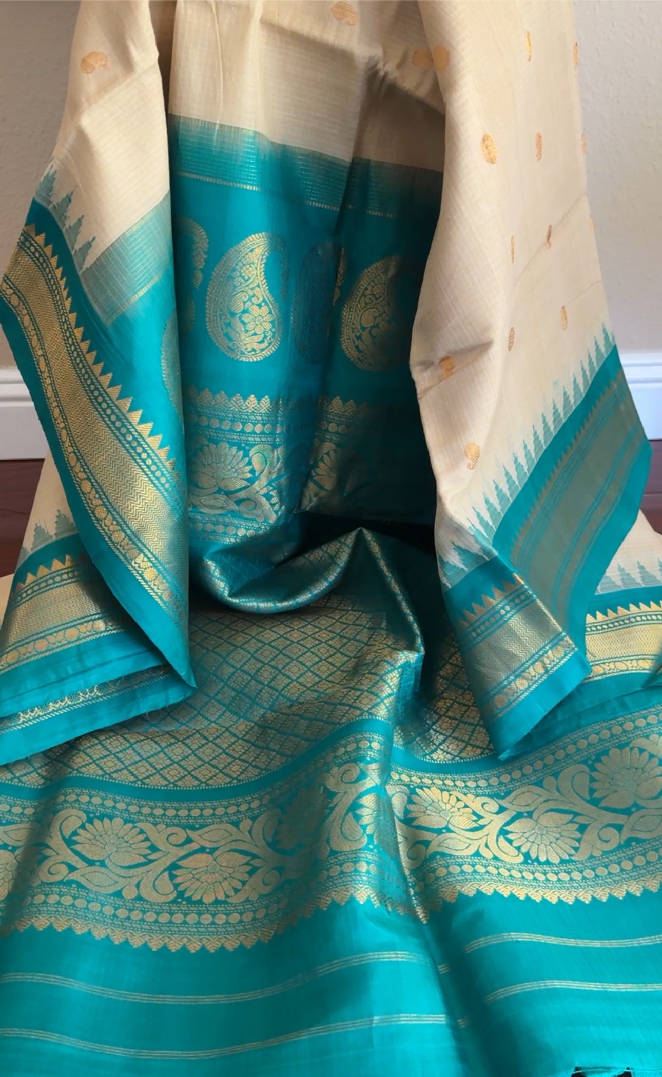 SiCo - Silk by Cotton Kuttu Gadwals